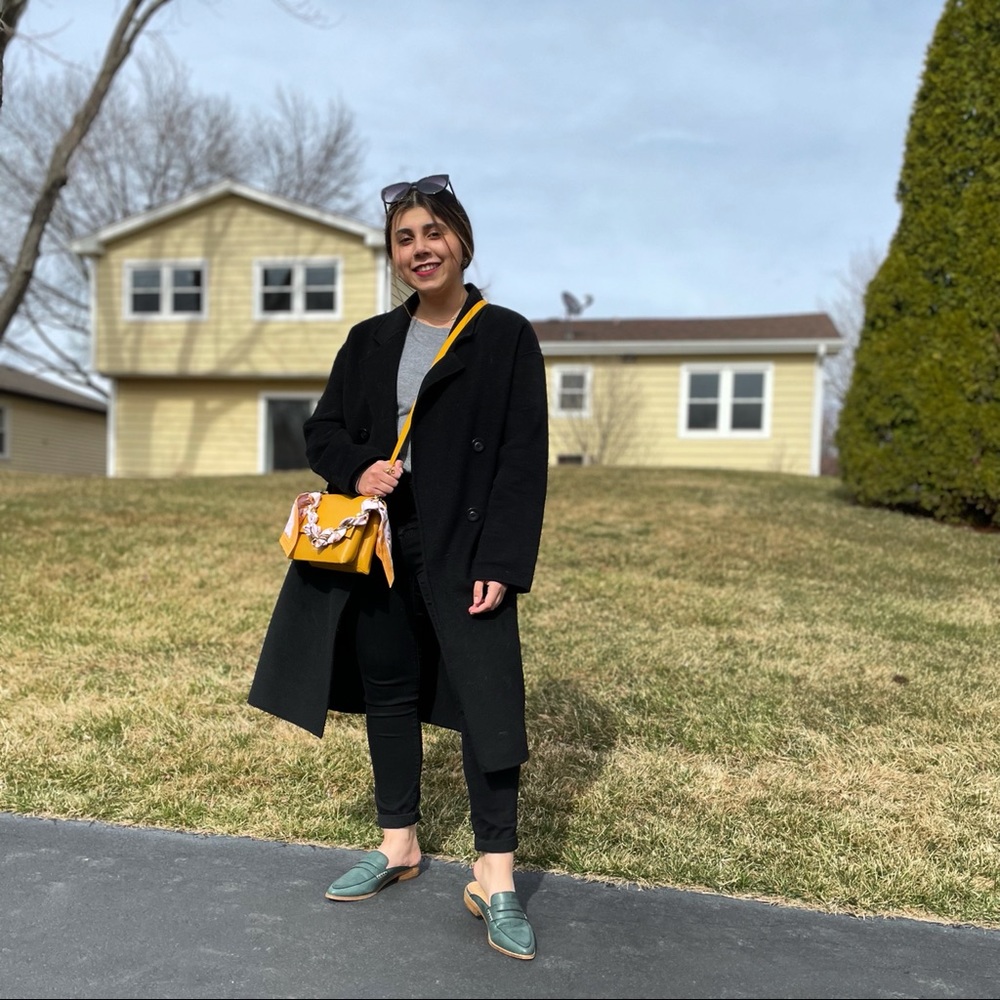 Meet your Posher, Meerab